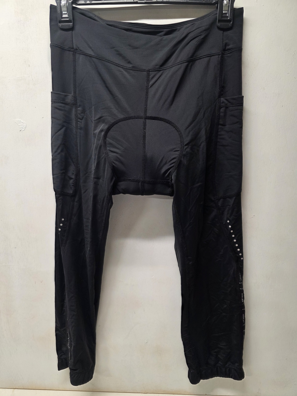 BALEAF Women’s Cycling 3/4 Pants Size L Black Padded Bike Pants Pockets